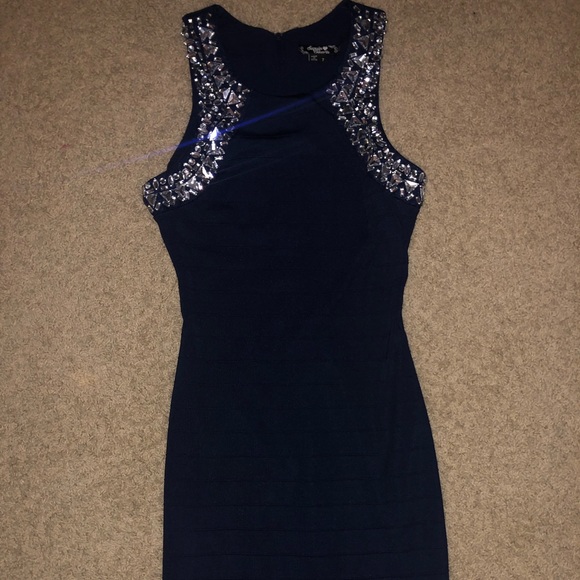 Homecoming/graduation/formal dress - Picture 1 of 3
